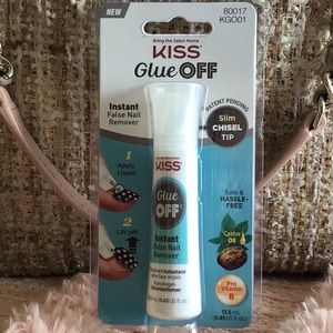 🌸Kiss Glue OFF🌸🌟SOLD🌟